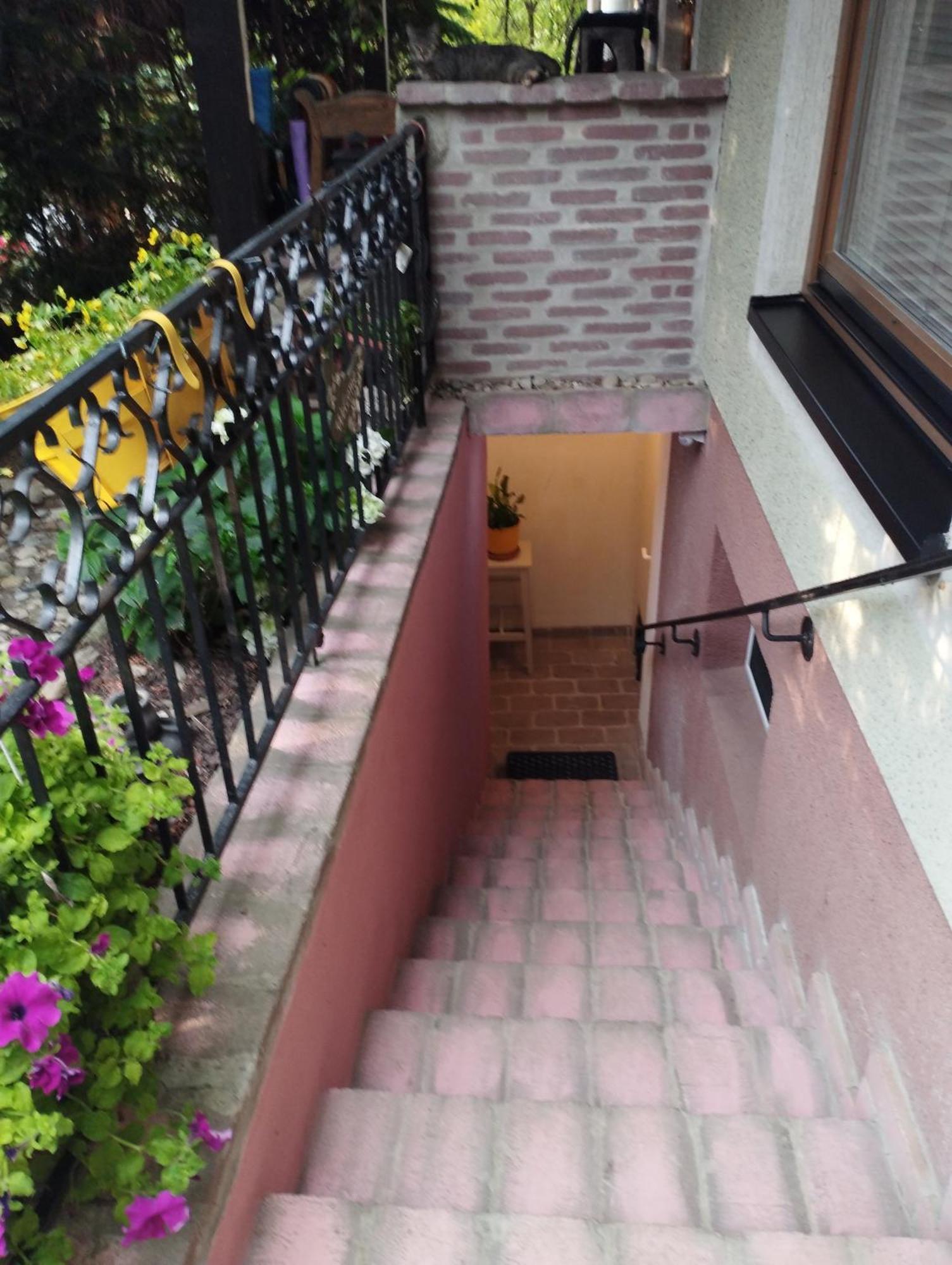 Chorherrn B&B Family Basement Apartment, Breakfast, Free Parking, 5Km From Tulln מראה חיצוני תמונה